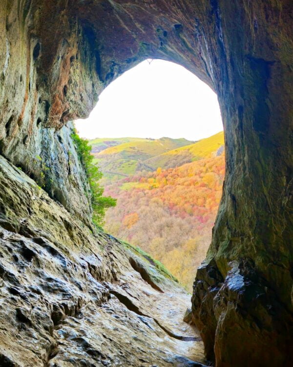 Thor’s Cave – Manifold Valley, a captivating image capturing the essence of the Peak District National Park, UK. Sunset Over Thor’s Cave – Manifold Valley, a captivating image capturing the essence of the Peak District National Park, UK. Papa Bear Photography. All rights reserved ©
